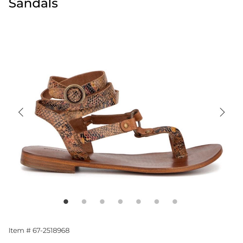 Vintage foundry sandal NWT